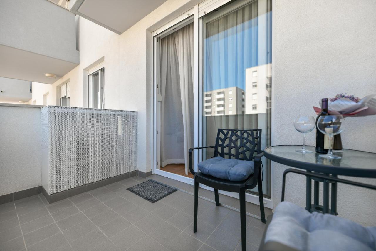 Modern Apartment For 2025' Vacation In זאדאר מראה חיצוני תמונה