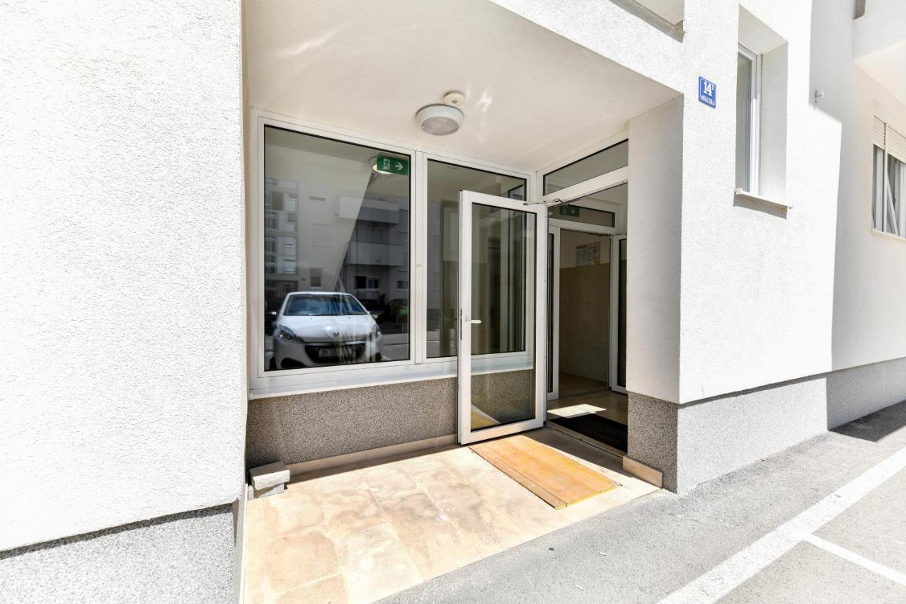 Modern Apartment For 2025' Vacation In זאדאר מראה חיצוני תמונה