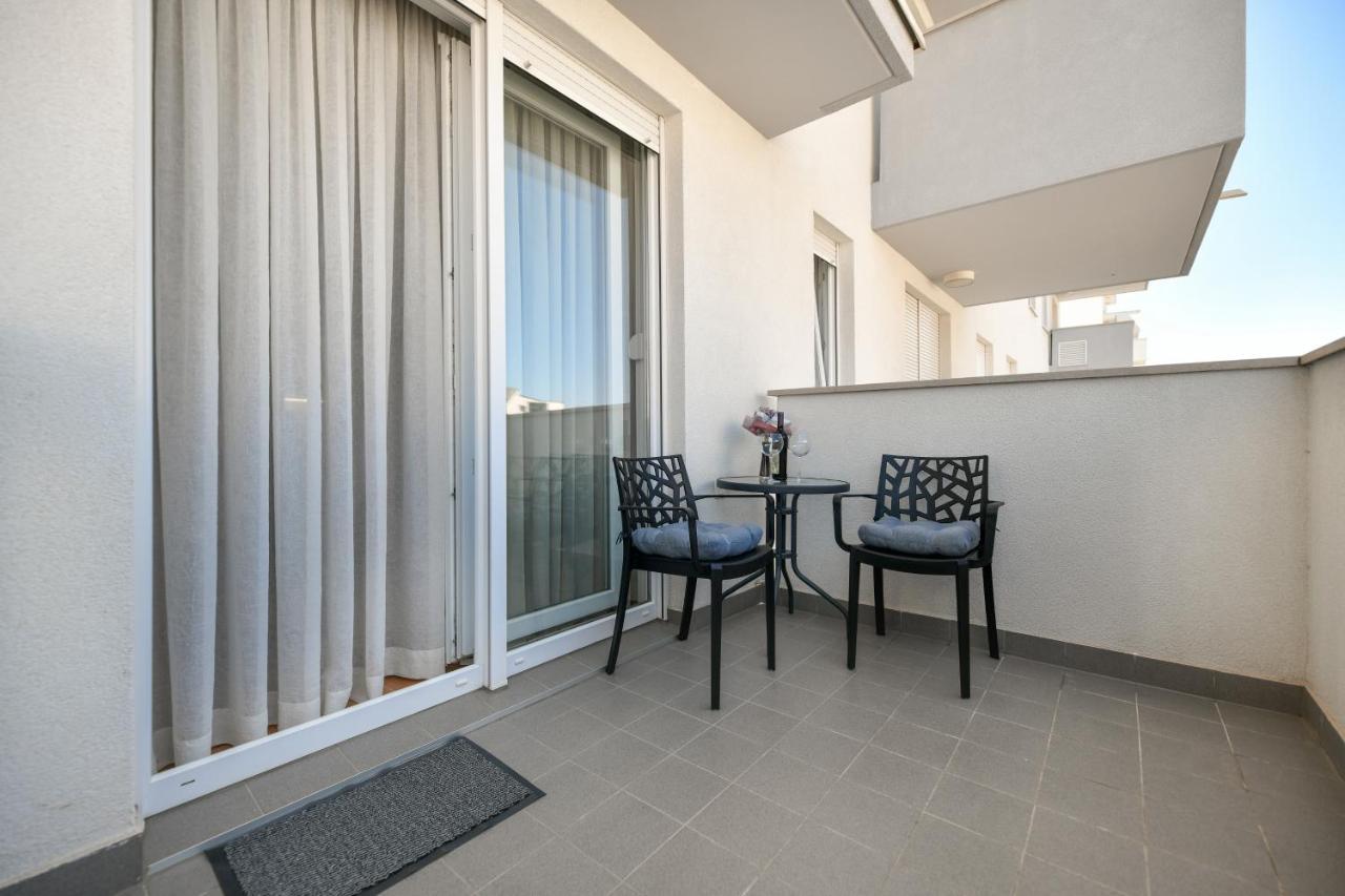Modern Apartment For 2025' Vacation In זאדאר מראה חיצוני תמונה